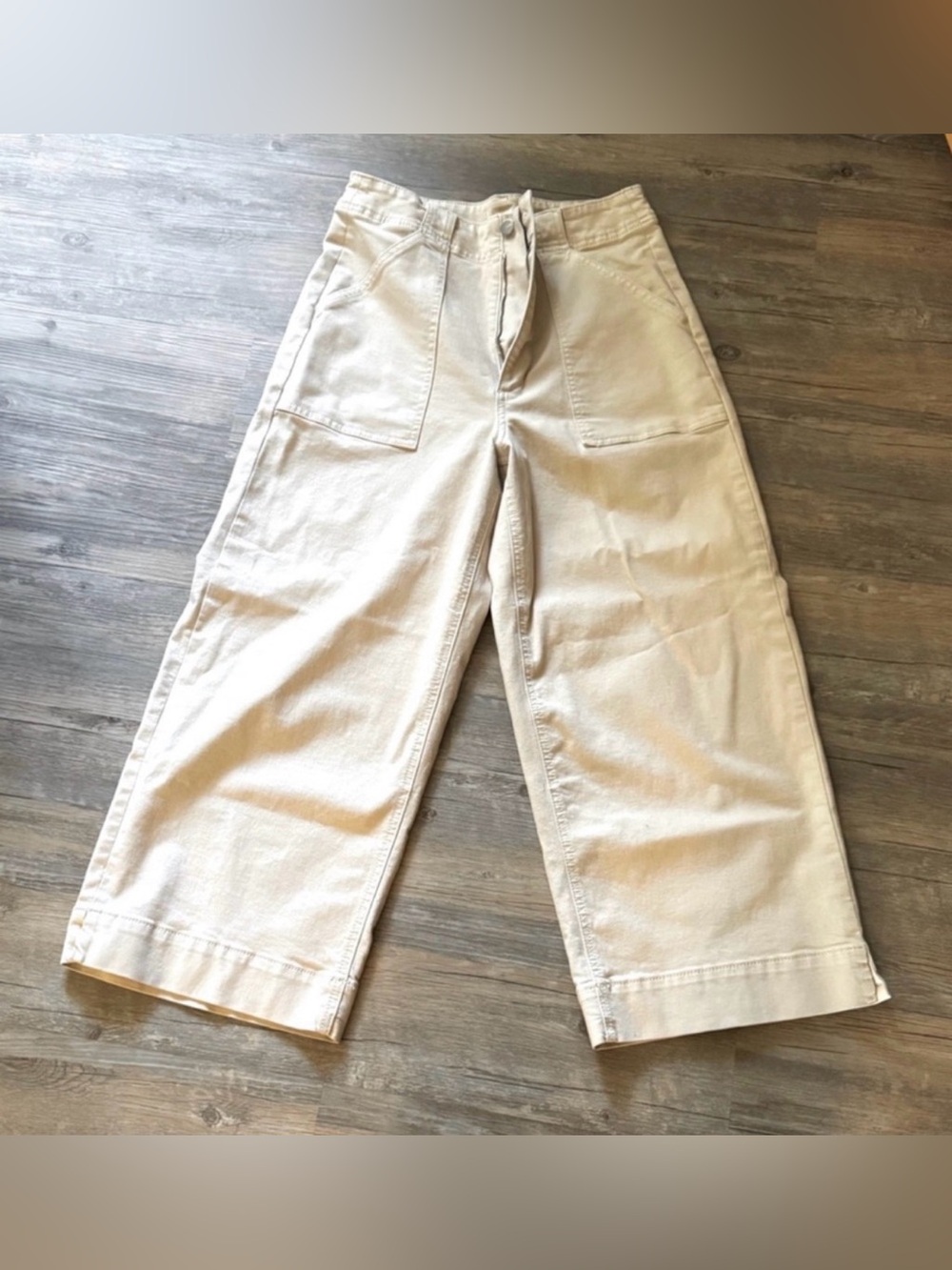 Joe’s Jeans The Cleo Wide Leg Jeans in Colour Pine Nut Size 29